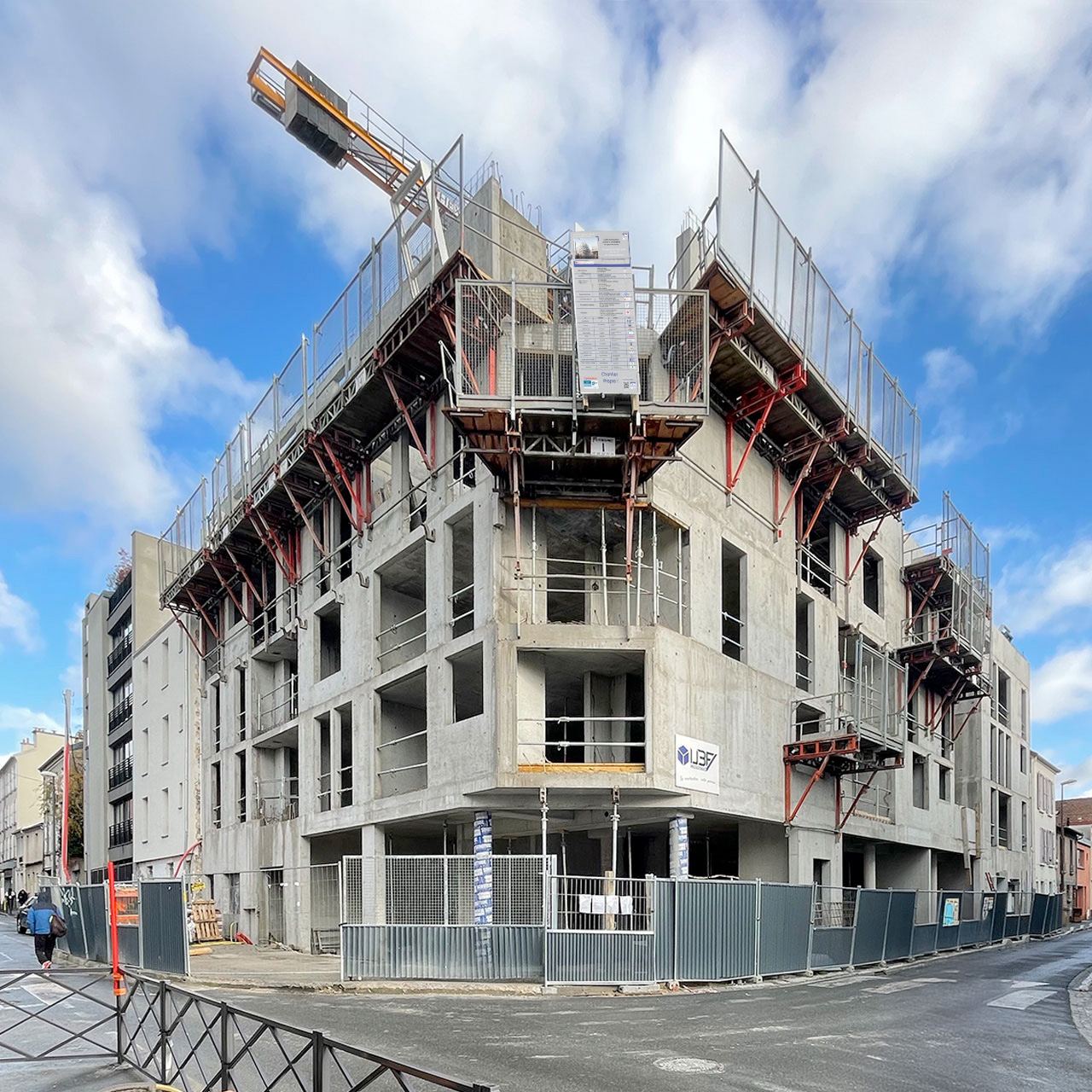 OPHM 23 LOGEMENTS & COMMERCES • MONTREUIL