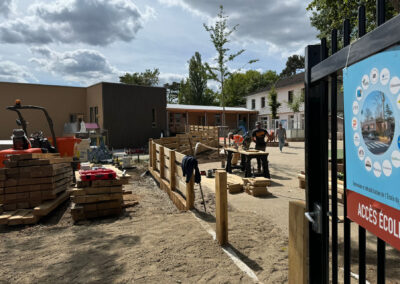 AEQUO CONSTRUCTION - Réhabilitation et extension de l’école du château • Villecresnes